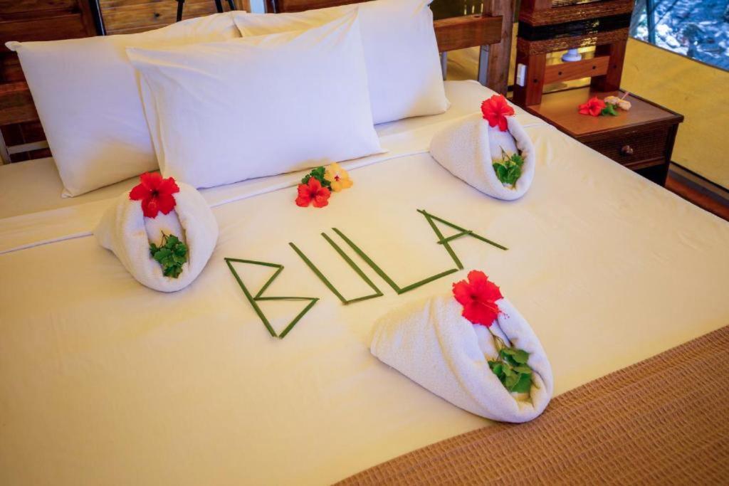 Barefoot Kuata Island Resort Luaran gambar