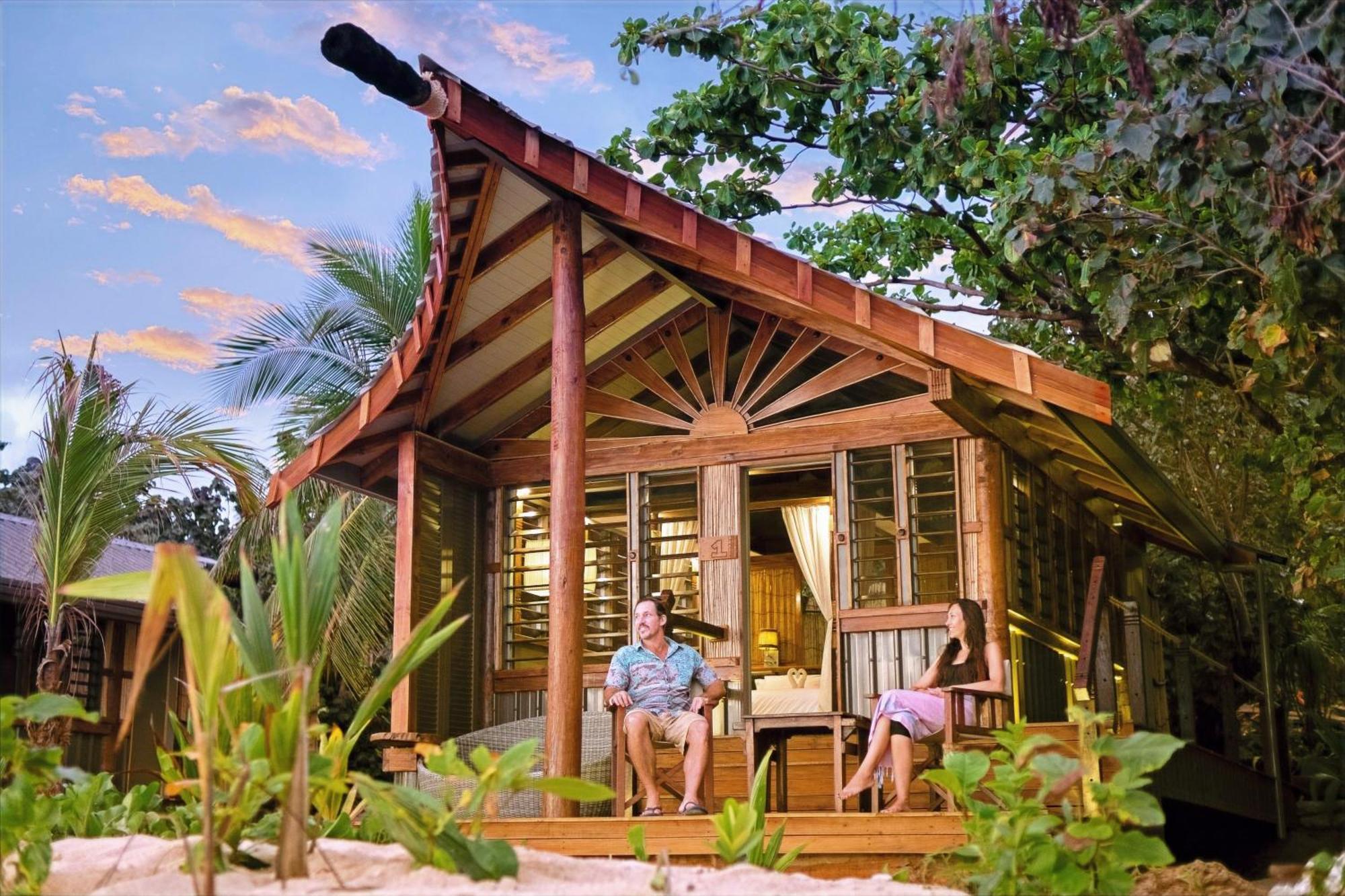 Barefoot Kuata Island Resort Luaran gambar